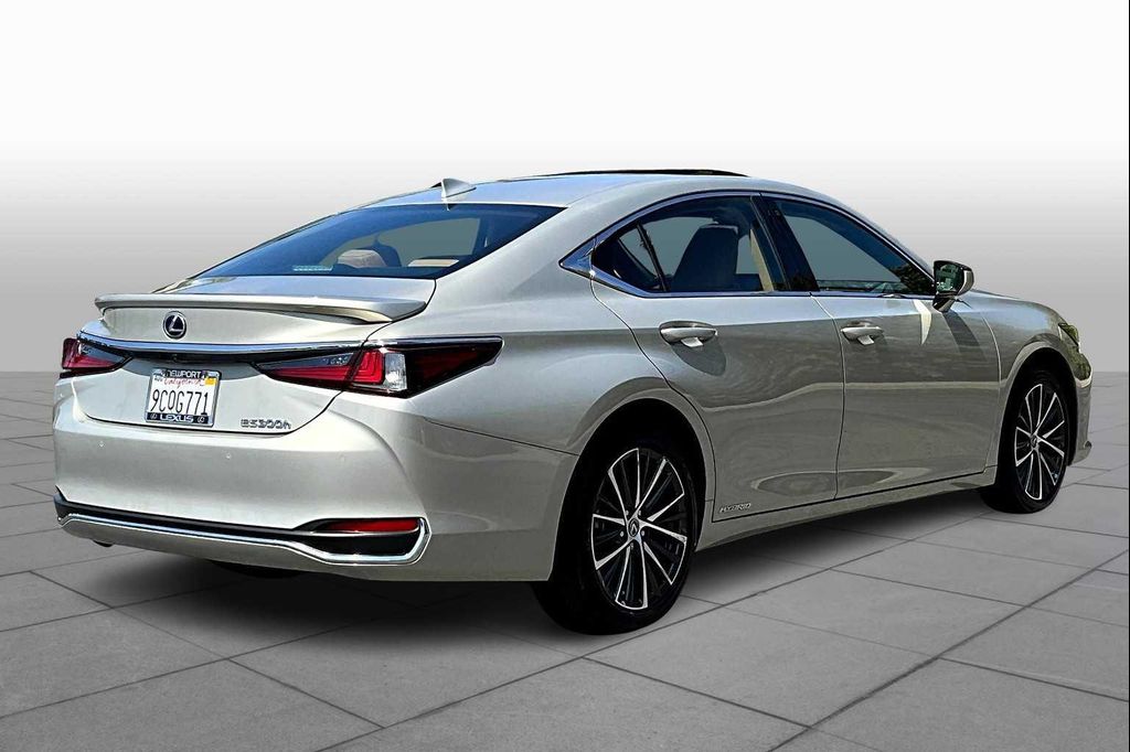 2022 Lexus ES 300H BASE 缩略图 12
