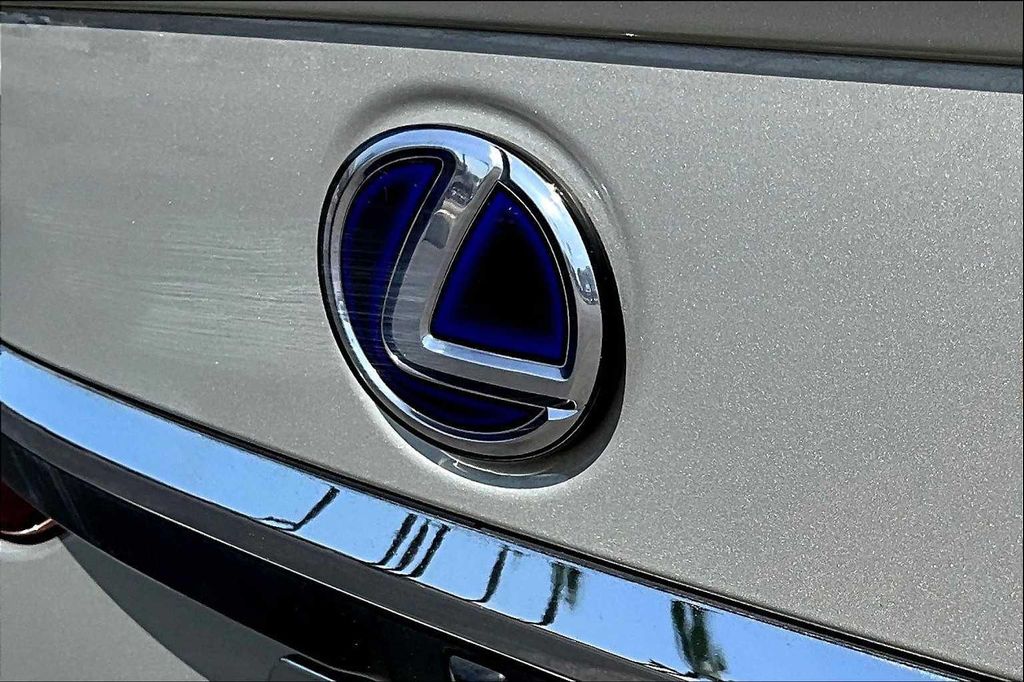 2022 Lexus ES 300H BASE 缩略图 29