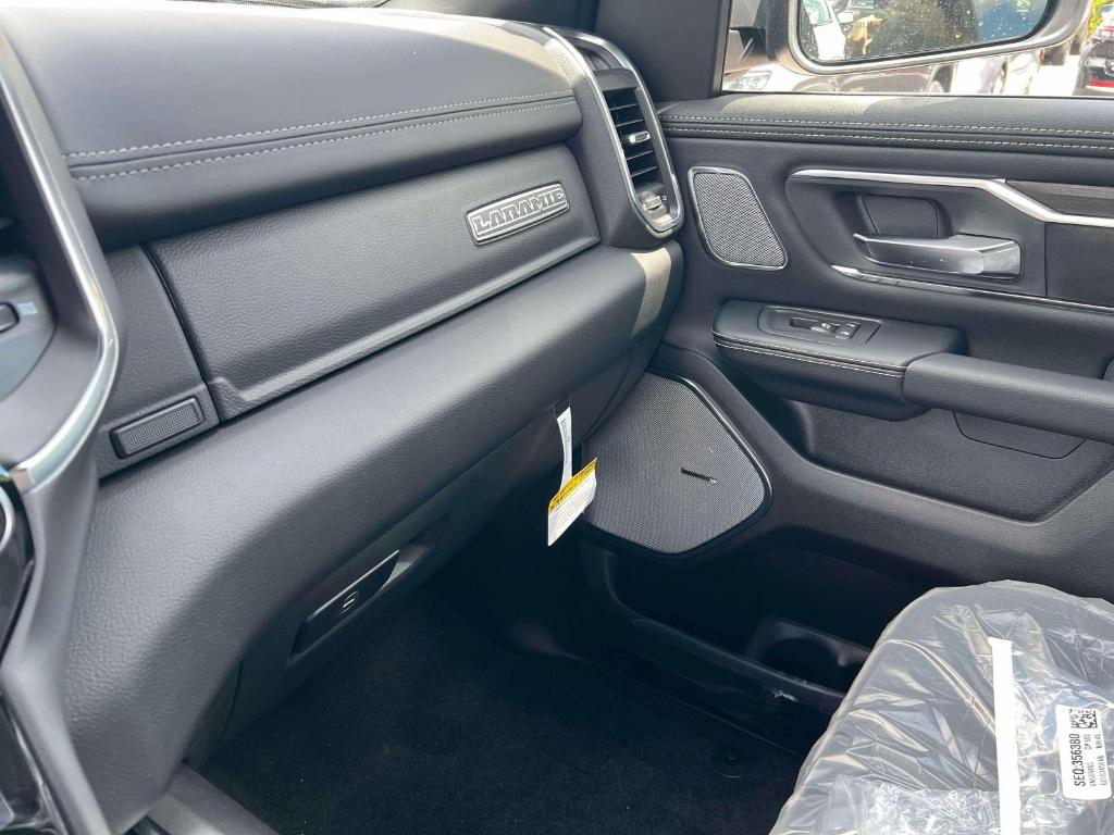 2027 RAM 1500 LARAMIE — миниатюра 30