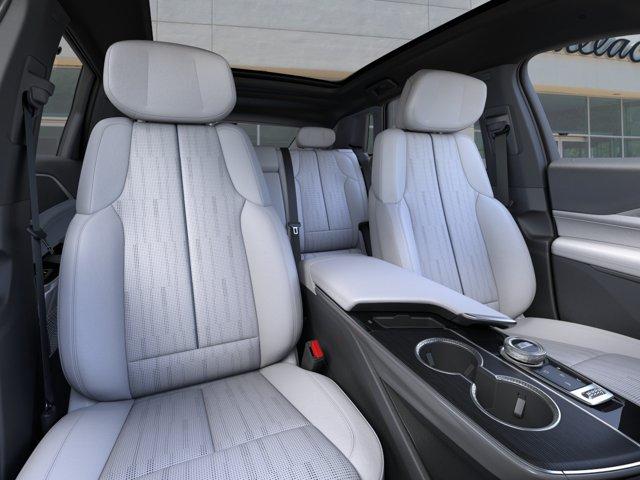 2026 Cadillac LYRIQ LUXURY thumbnail 17