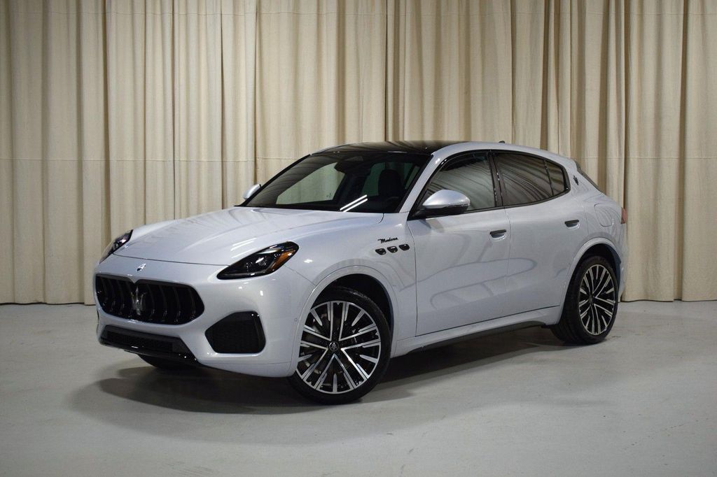 New 2025 Maserati Grecale Modena