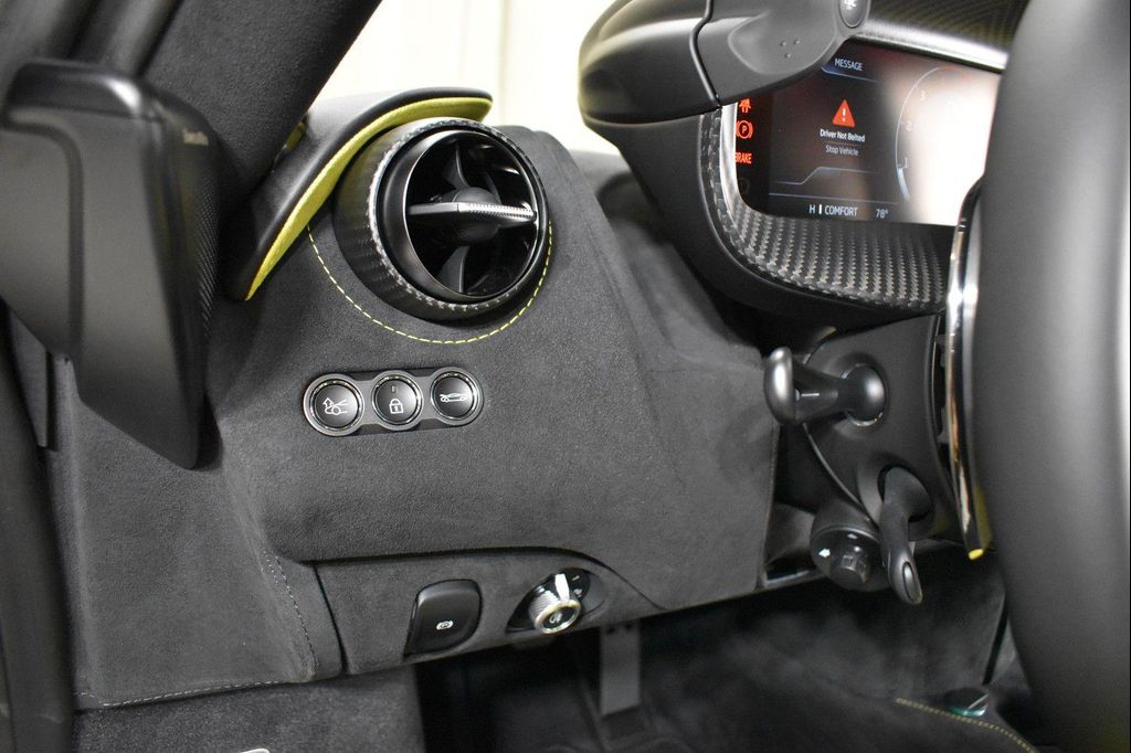2027 Mclaren 750S — миниатюра 22