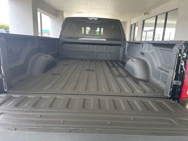 2026 RAM 3500 LARAMIE CREW CAB 4X4 8' BOX — миниатюра 13