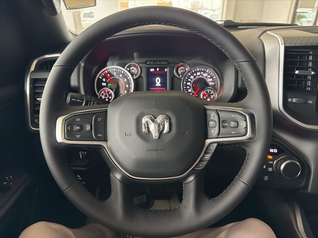 صورة مصغرة 25 لـ 2026 RAM 1500 BIG HORN/LONE STAR