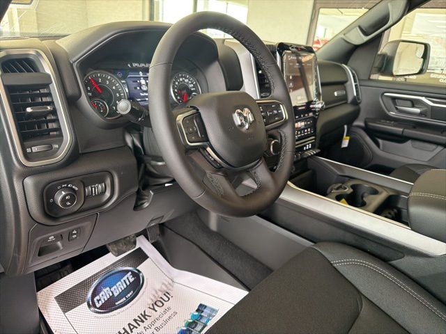 2026 RAM 1500 BIG HORN/LONE STAR — миниатюра 17