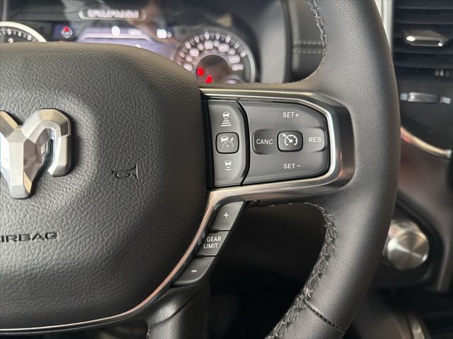صورة مصغرة 26 لـ 2026 RAM 1500 LARAMIE
