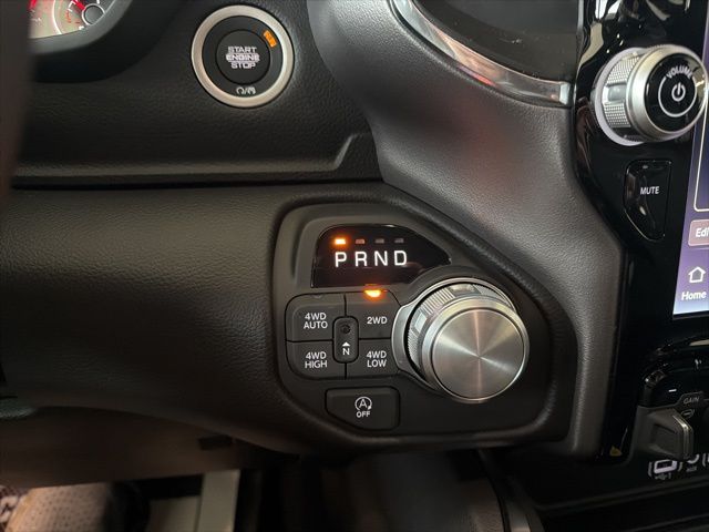 صورة مصغرة 19 لـ 2026 RAM 1500 LARAMIE