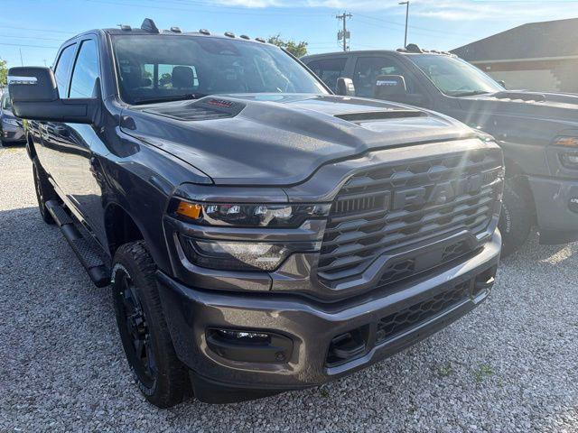 2026 RAM 2500 BLACK EXPRESS CREW CAB 4X4 6'4' BOX — миниатюра 12