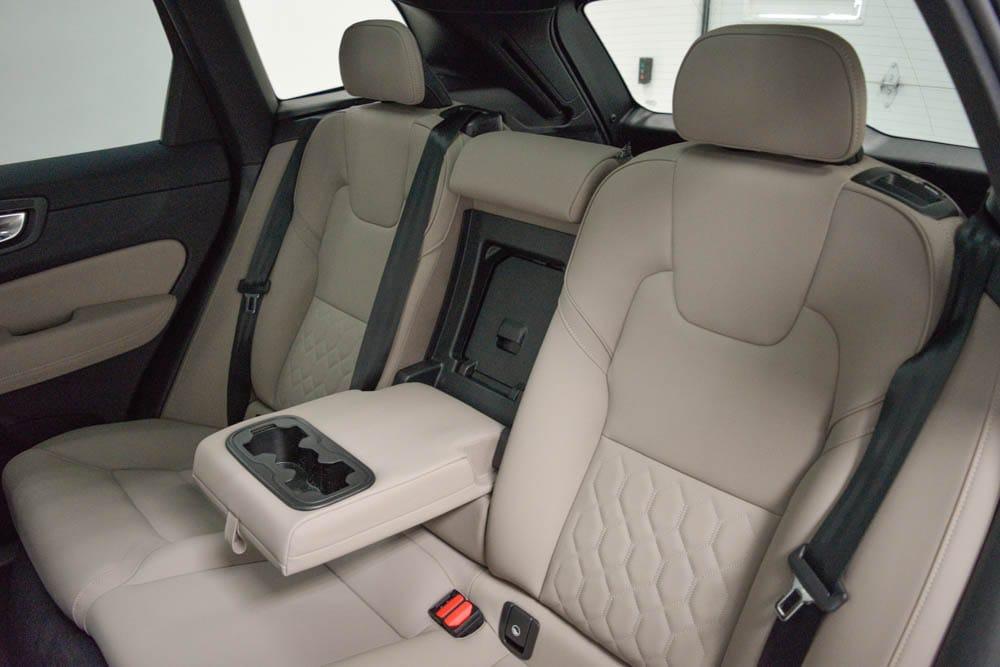صورة مصغرة 32 لـ 2026 Volvo XC60 B5 PLUS