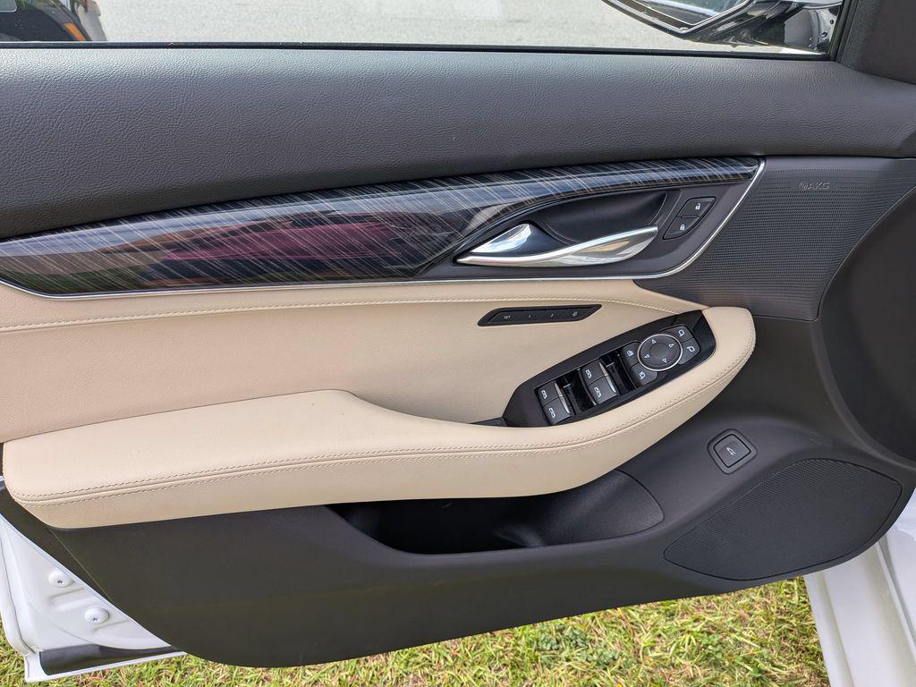 2025 Cadillac CT5 PREMIUM LUXURY photo 8