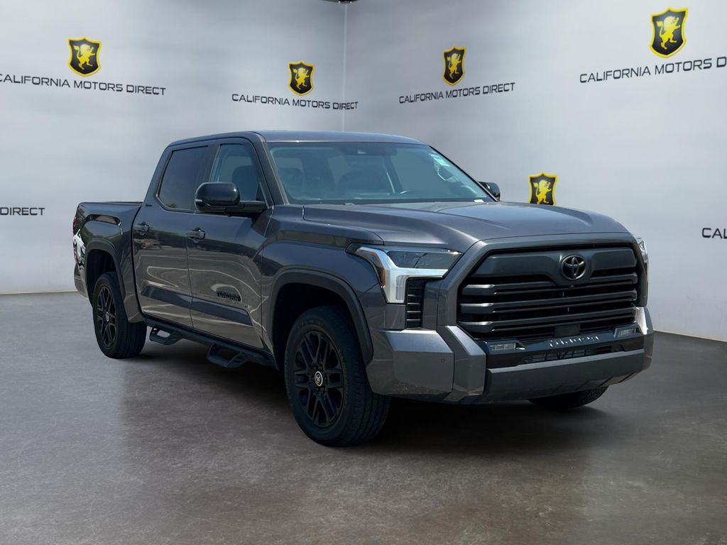 TOYOTA TUNDRA - 7