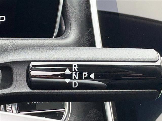 MERCEDES-BENZ E-CLASS - 10