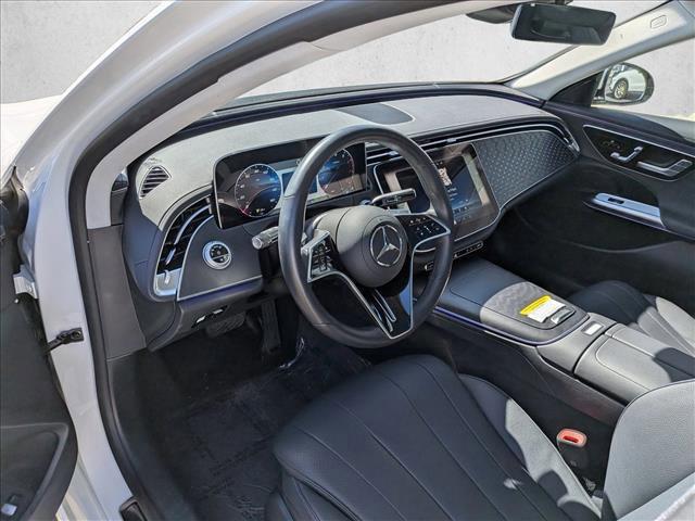 MERCEDES-BENZ E-CLASS - 10