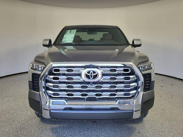 TOYOTA TUNDRA - 2