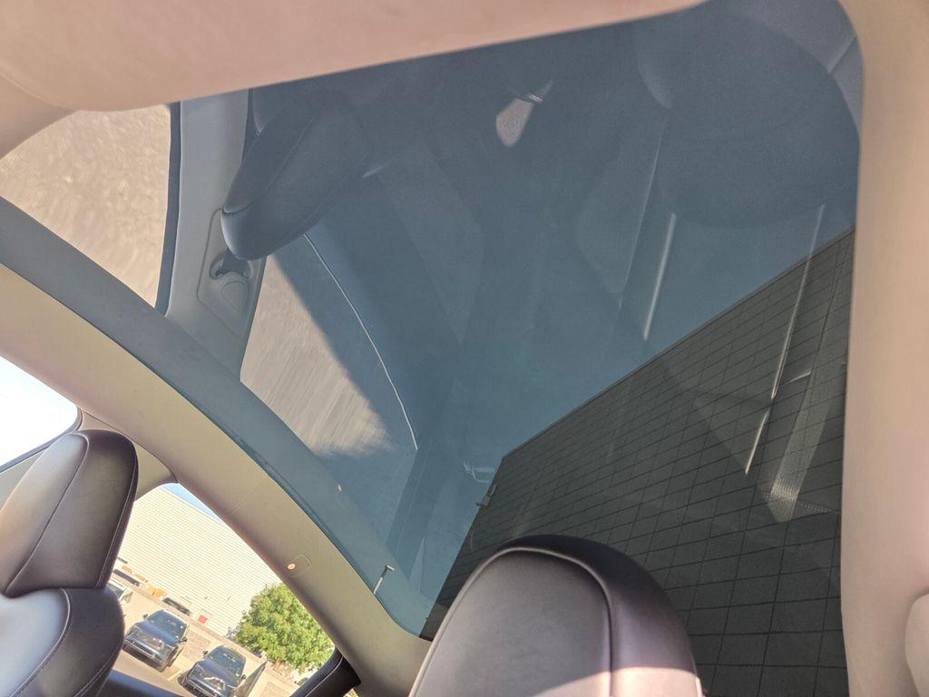 صورة مصغرة 14 لـ 2023 Tesla MODEL Y LONG RANGE