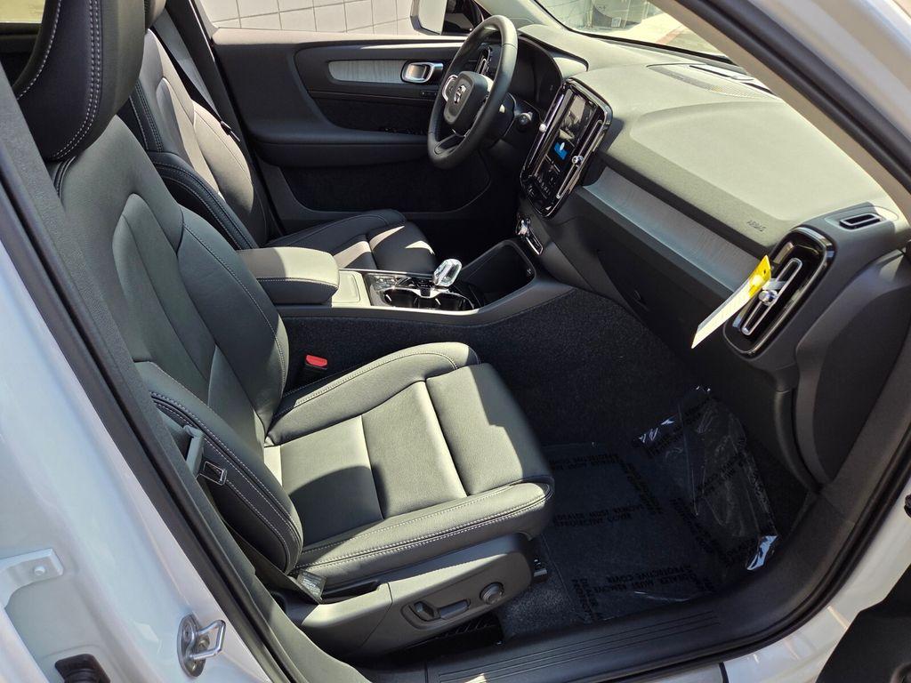 2026 Volvo XC40 B5 ULTRA — миниатюра 22