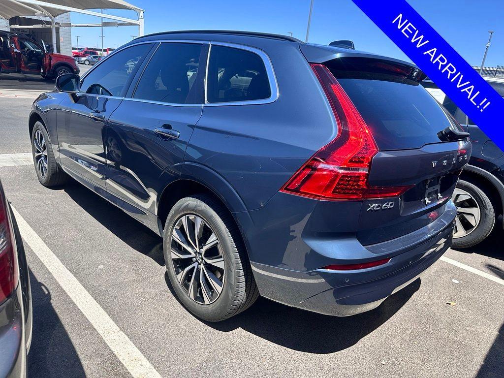 2023 Volvo XC60 B5 CORE 照片 8