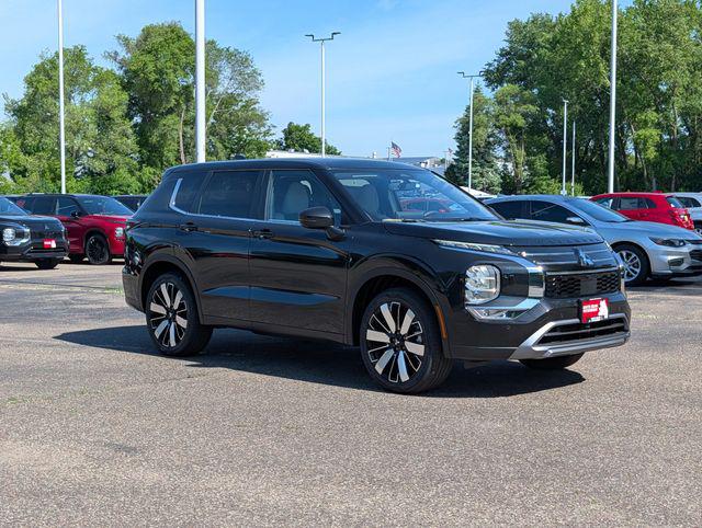 New 2026 Mitsubishi Outlander LE S-AWC