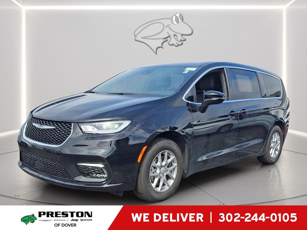 New 2026 Chrysler Pacifica L