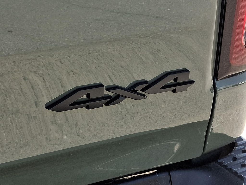 صورة مصغرة 21 لـ 2026 RAM 1500 EXPRESS