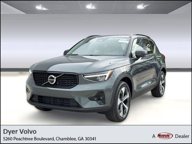New 2026 Volvo XC40 Plus, B5 AWD Gas (mild hybrid), Dark