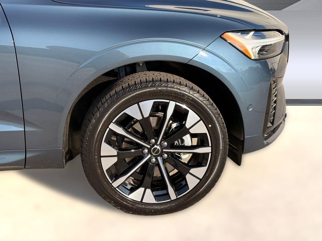 2026 Volvo XC60 B5 PLUS 缩略图 11