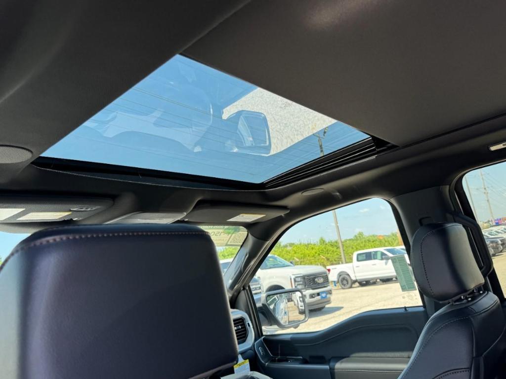 FORD F-150 LARIAT - 9