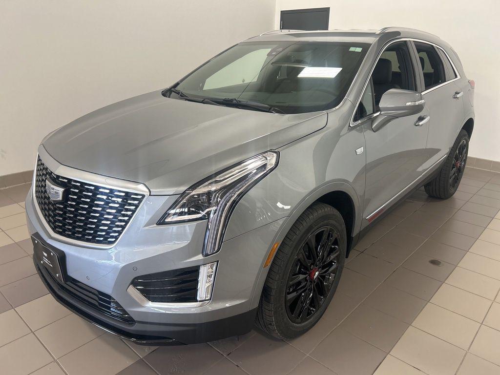 New 2026 Cadillac XT5 Luxury