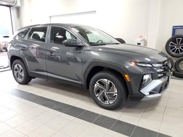 New 2026 Hyundai TUCSON Hybrid Blue SE