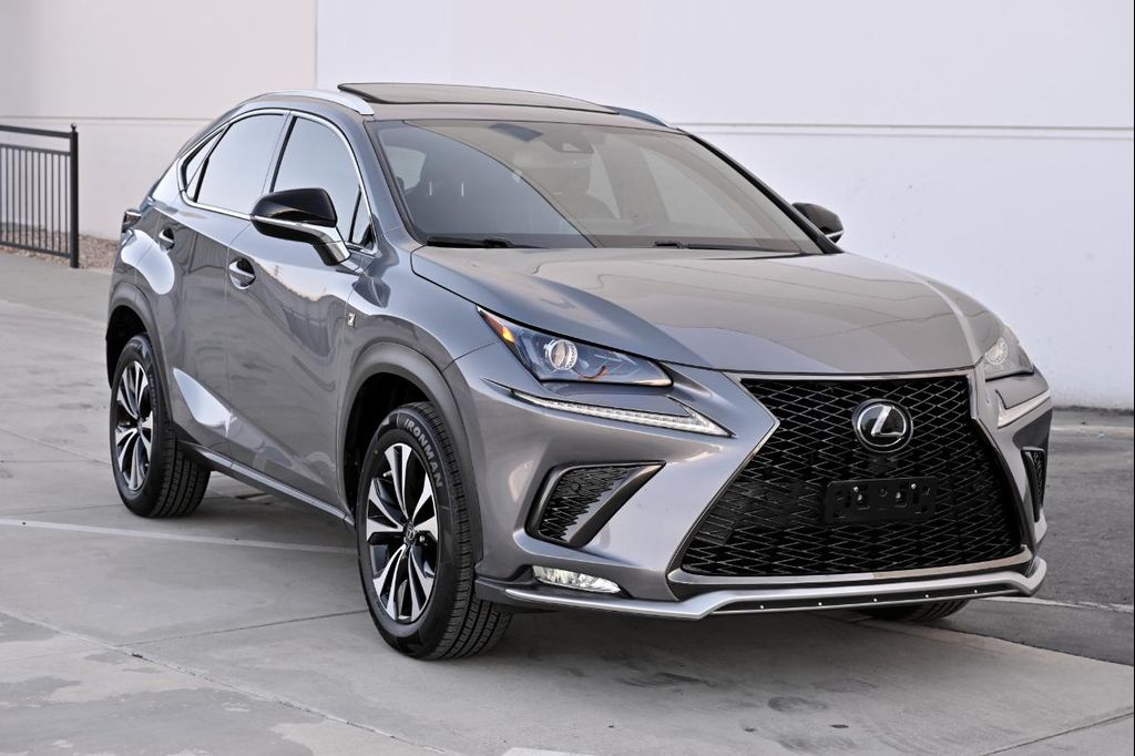 2021 Lexus NX 300 F SPORT 照片 9