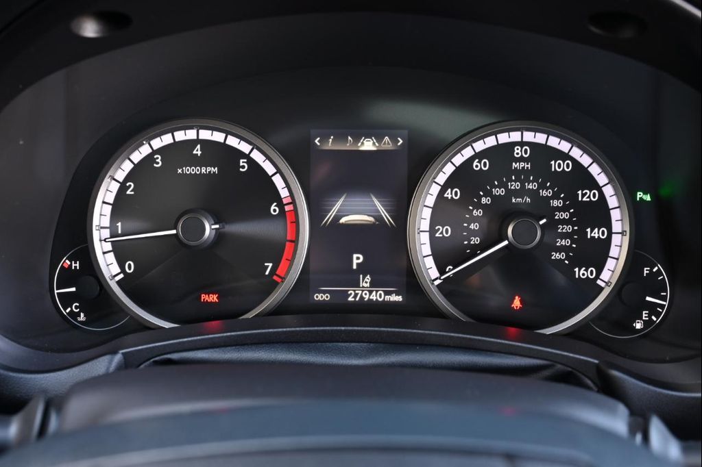 2021 Lexus NX 300 F SPORT — миниатюра 39