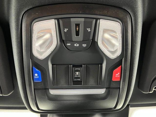 2026 RAM 2500 TRADESMAN CREW CAB 4X4 6'4' BOX 缩略图 19