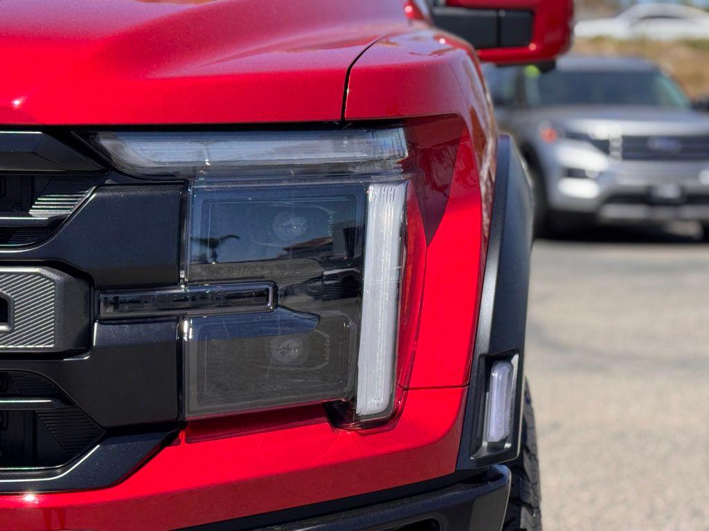 FORD F-150 RAPTOR - 8