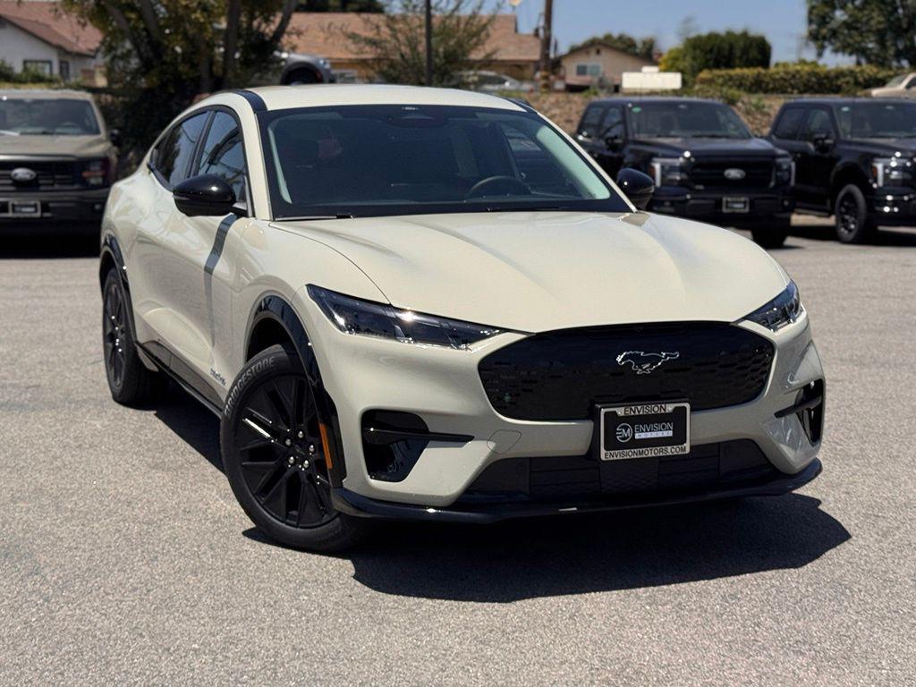 2026 FORD MUSTANG MACH-E PREMIUM — фото 2