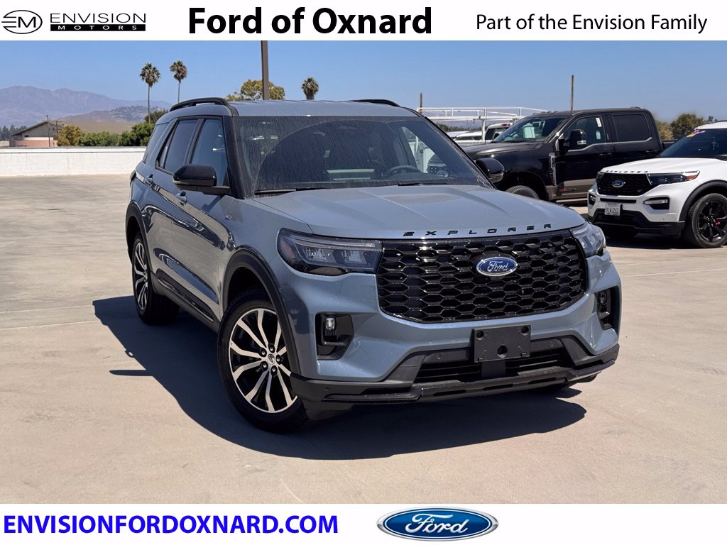 New 2026 Ford Explorer ST-Line 4WD