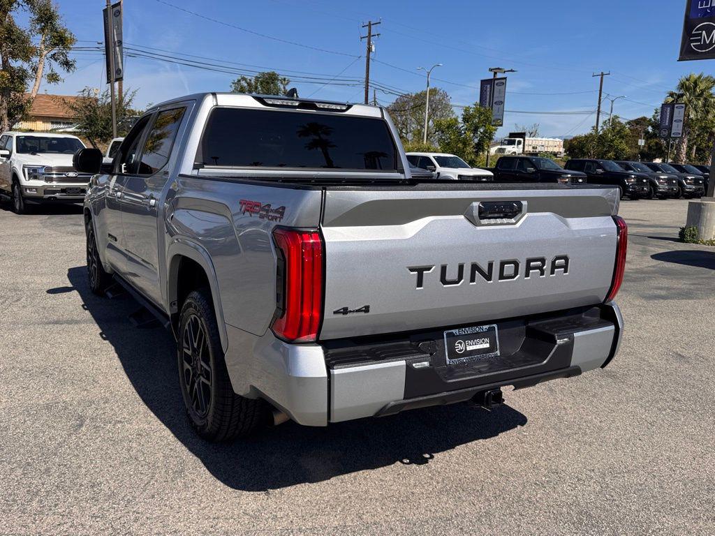 TOYOTA TUNDRA - 10