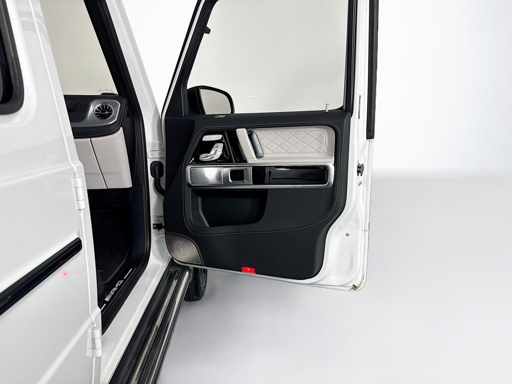 2025 Mercedes-BENZ AMG G 63 缩略图 48