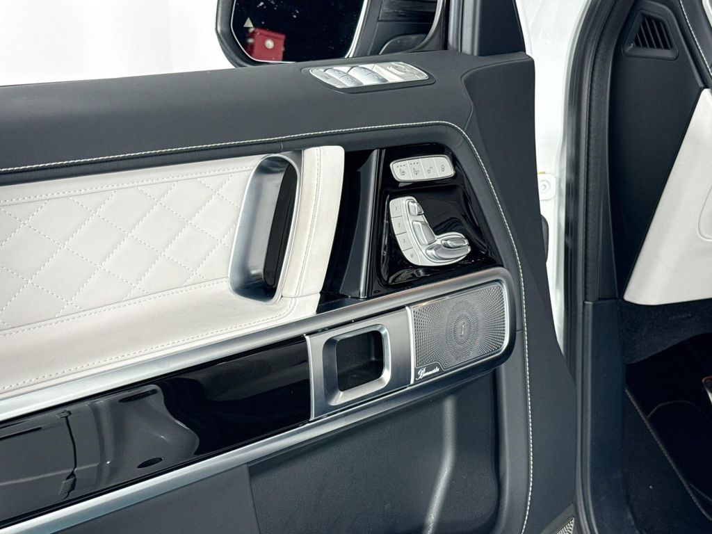 2025 Mercedes-BENZ AMG G 63 缩略图 20