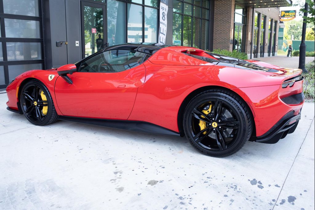 صورة 8 لـ 2024 Ferrari 296 GTS CONVERTIBLE