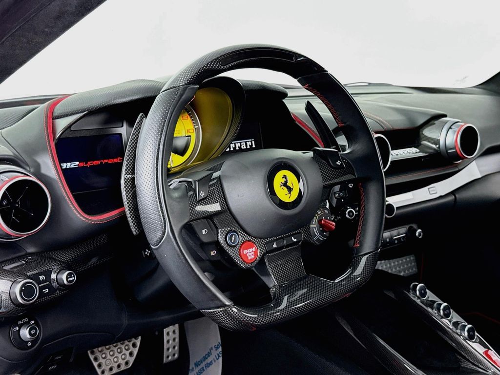 صورة مصغرة 12 لـ 2020 Ferrari 812 SUPERFAST BASE
