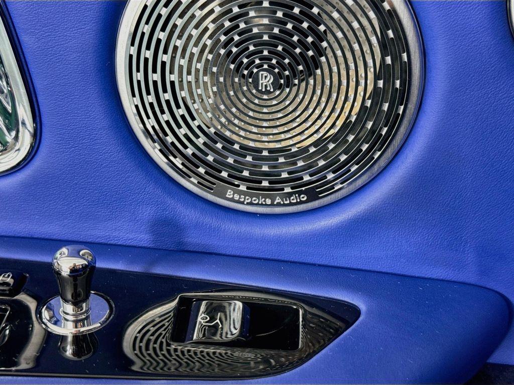 صورة 21 لـ 2023 ROLLS-ROYCE CULLINAN SUV