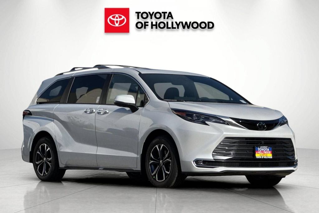 New 2026 Toyota Sienna Platinum