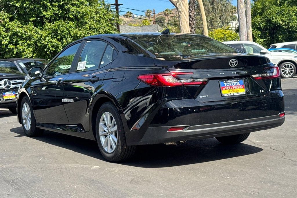 TOYOTA CAMRY - 5