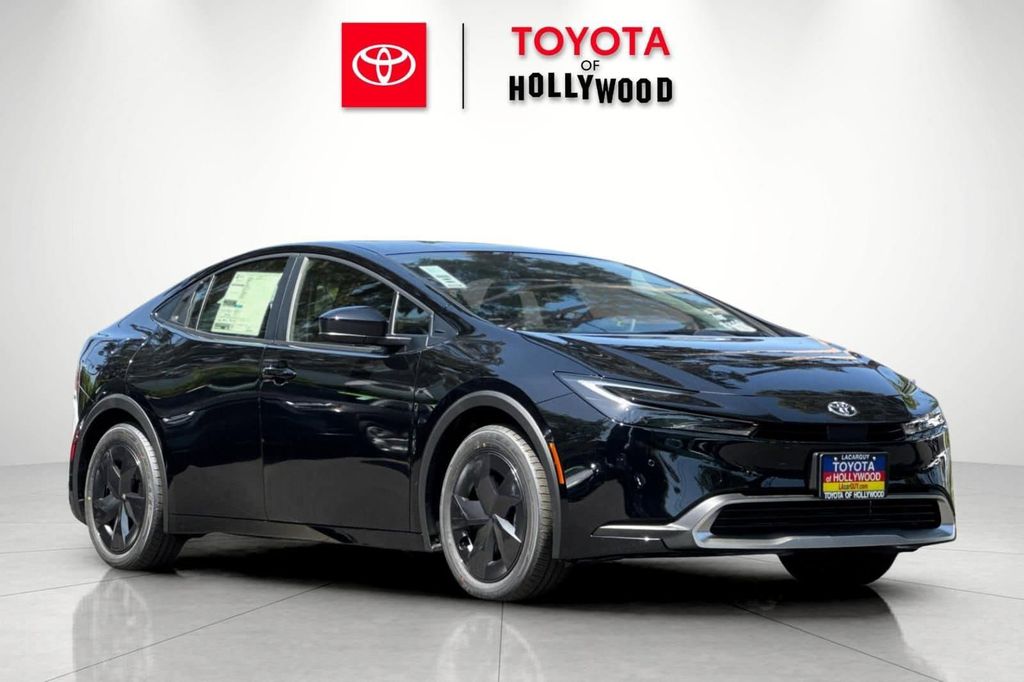 New 2026 Toyota Prius Plug-In Hybrid SE