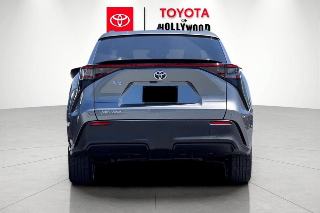 صورة 4 لـ 2026 Toyota BZ XLE