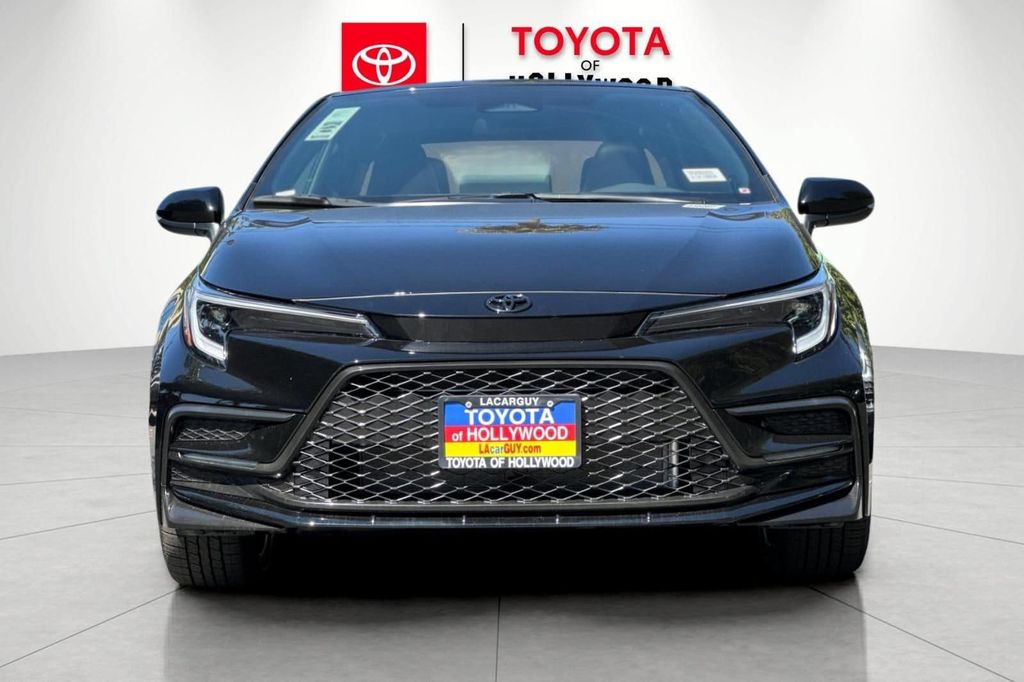صورة 7 لـ 2026 Toyota COROLLA XSE