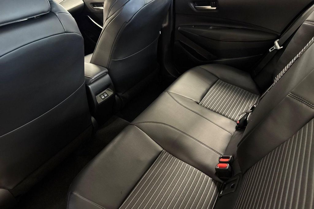 صورة مصغرة 13 لـ 2026 Toyota COROLLA XSE