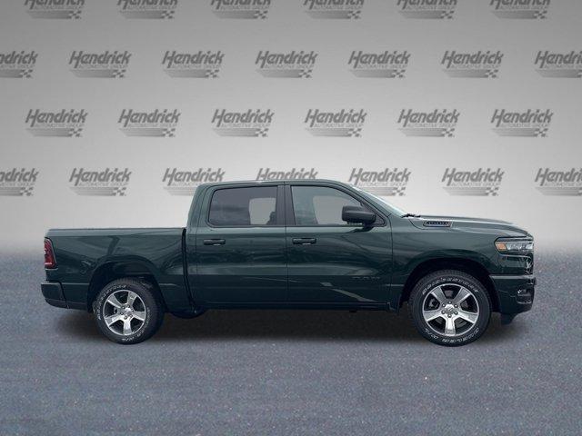 صورة 10 لـ 2026 RAM 1500 EXPRESS