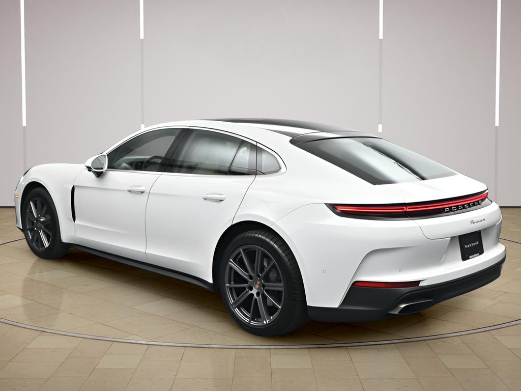 2026 Porsche PANAMERA BASE — фото 3