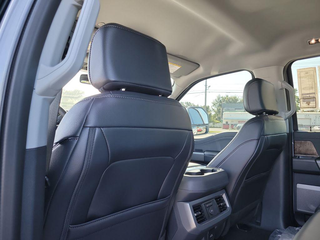 2026 FORD F-250 LARIAT 缩略图 10